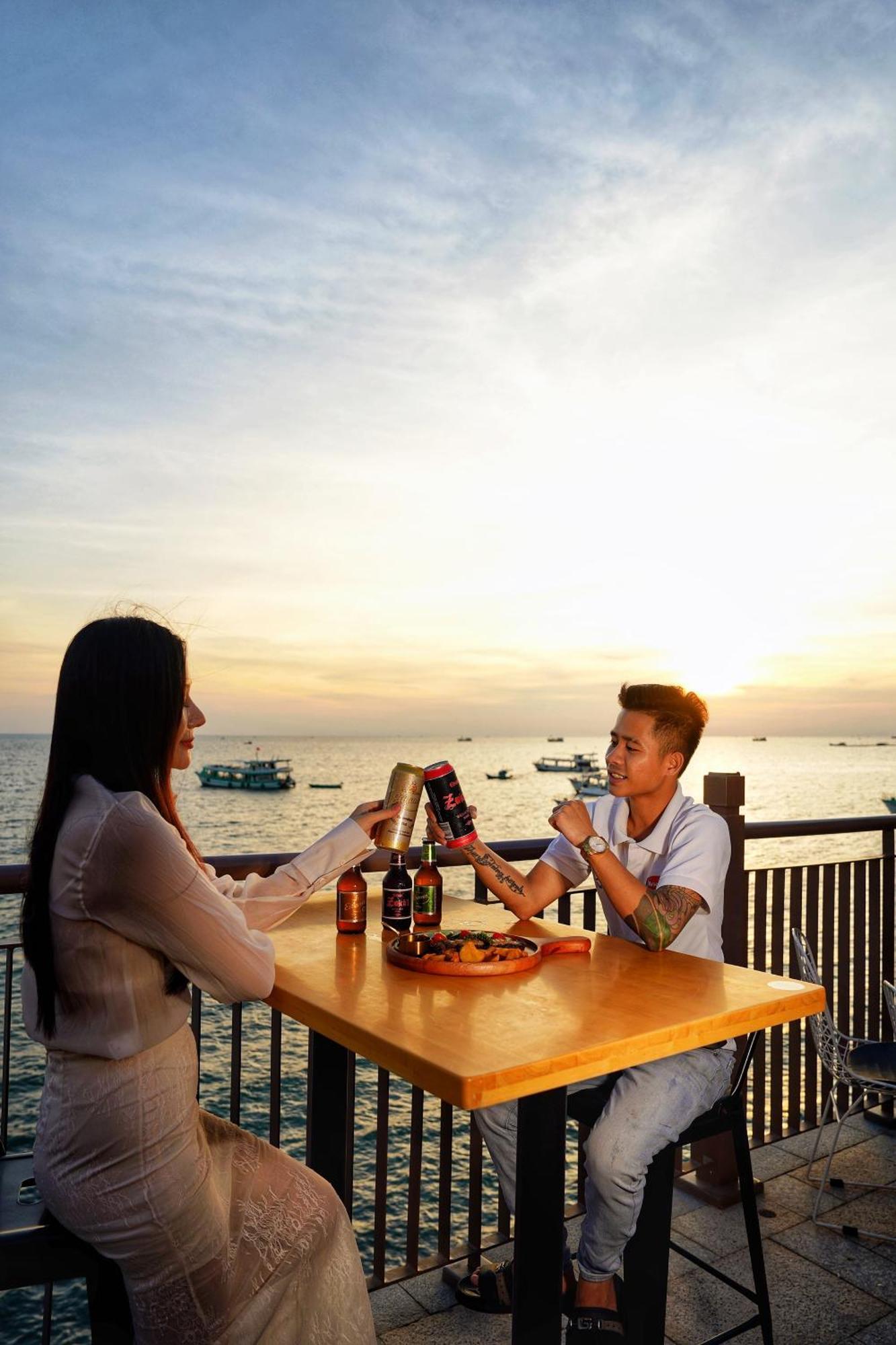 Sunset Sorrento Phu Quocアパートホテル エクステリア 写真