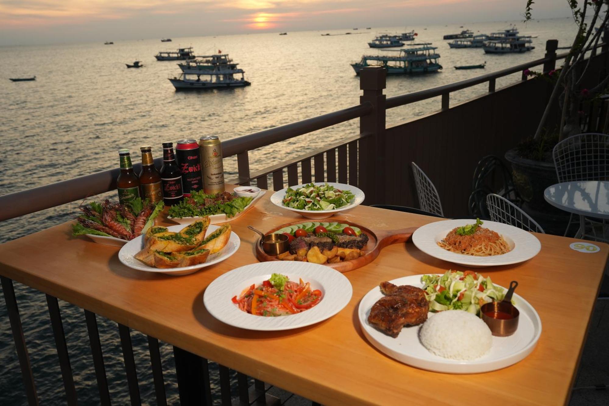 Sunset Sorrento Phu Quocアパートホテル エクステリア 写真